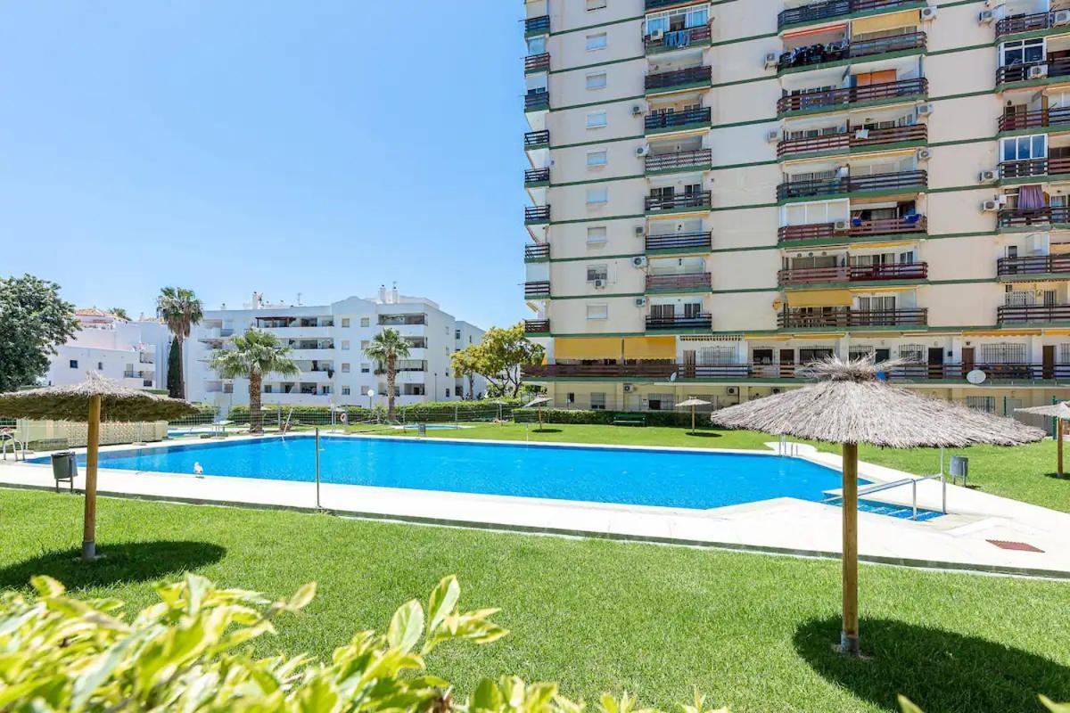 Benalmadena - New Nordic Style & Sunny Studio Apartment Luaran gambar