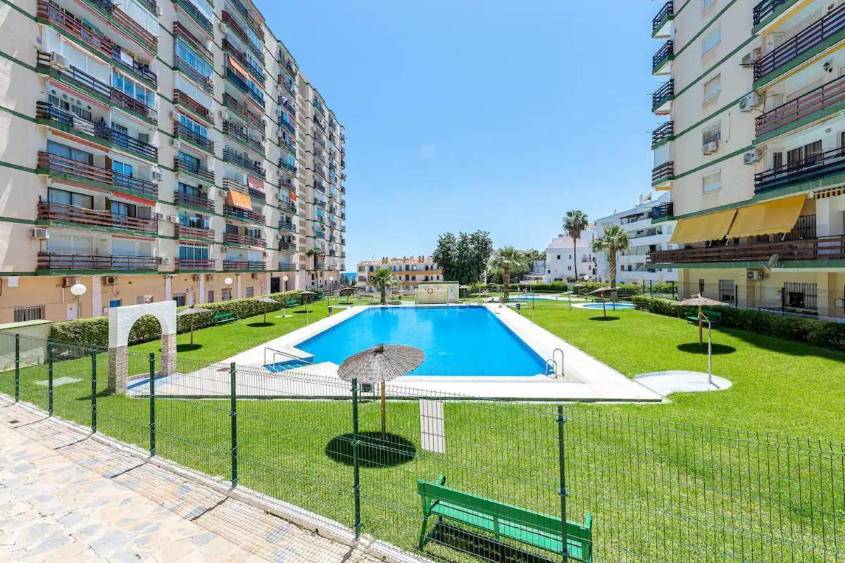 Benalmadena - New Nordic Style & Sunny Studio Apartment Luaran gambar