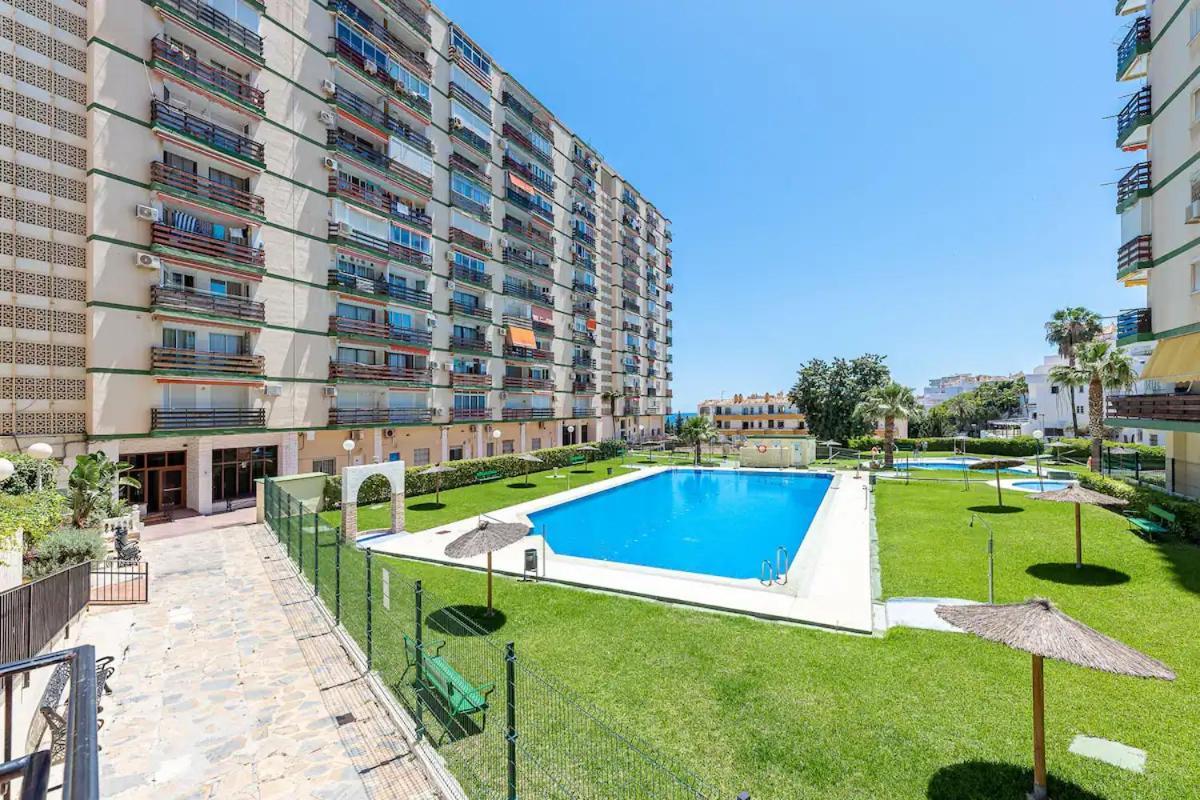 Benalmadena - New Nordic Style & Sunny Studio Apartment Luaran gambar