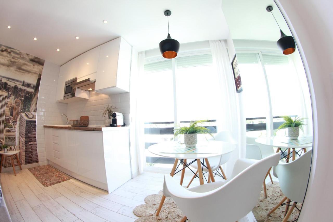 Benalmadena - New Nordic Style & Sunny Studio Apartment Luaran gambar